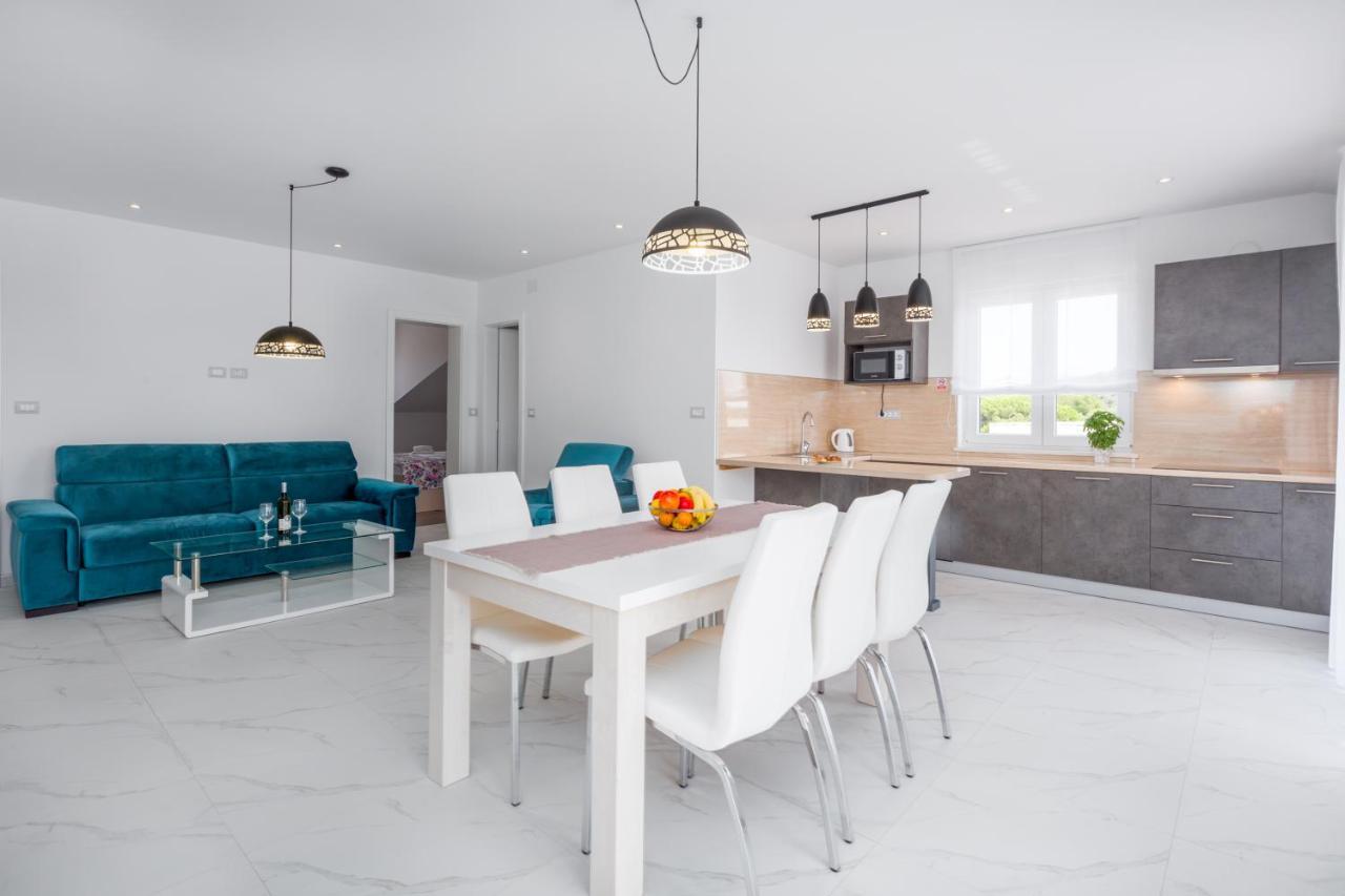 Ancora Apartment *